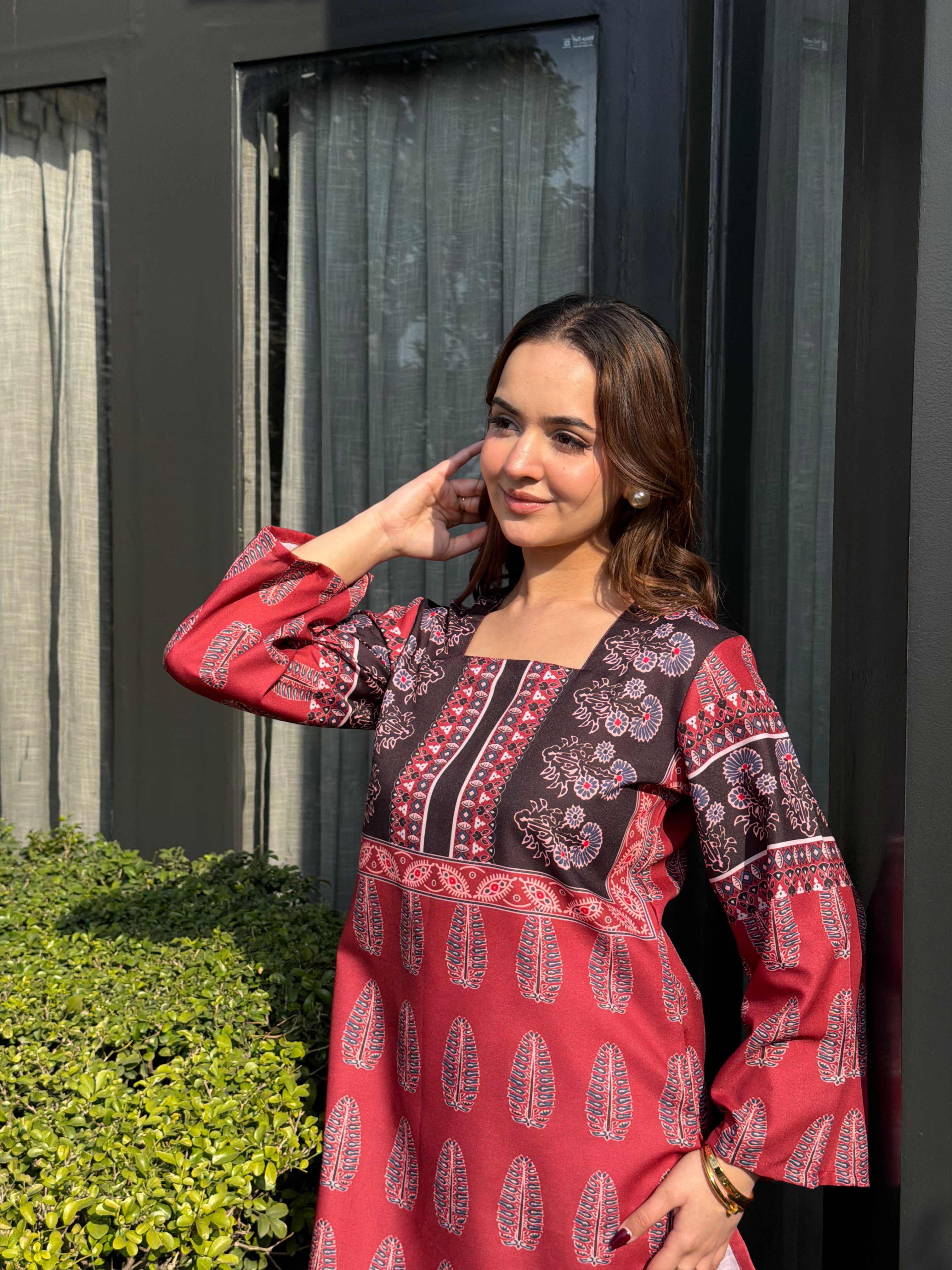 ANAYA BUTTA KURTI