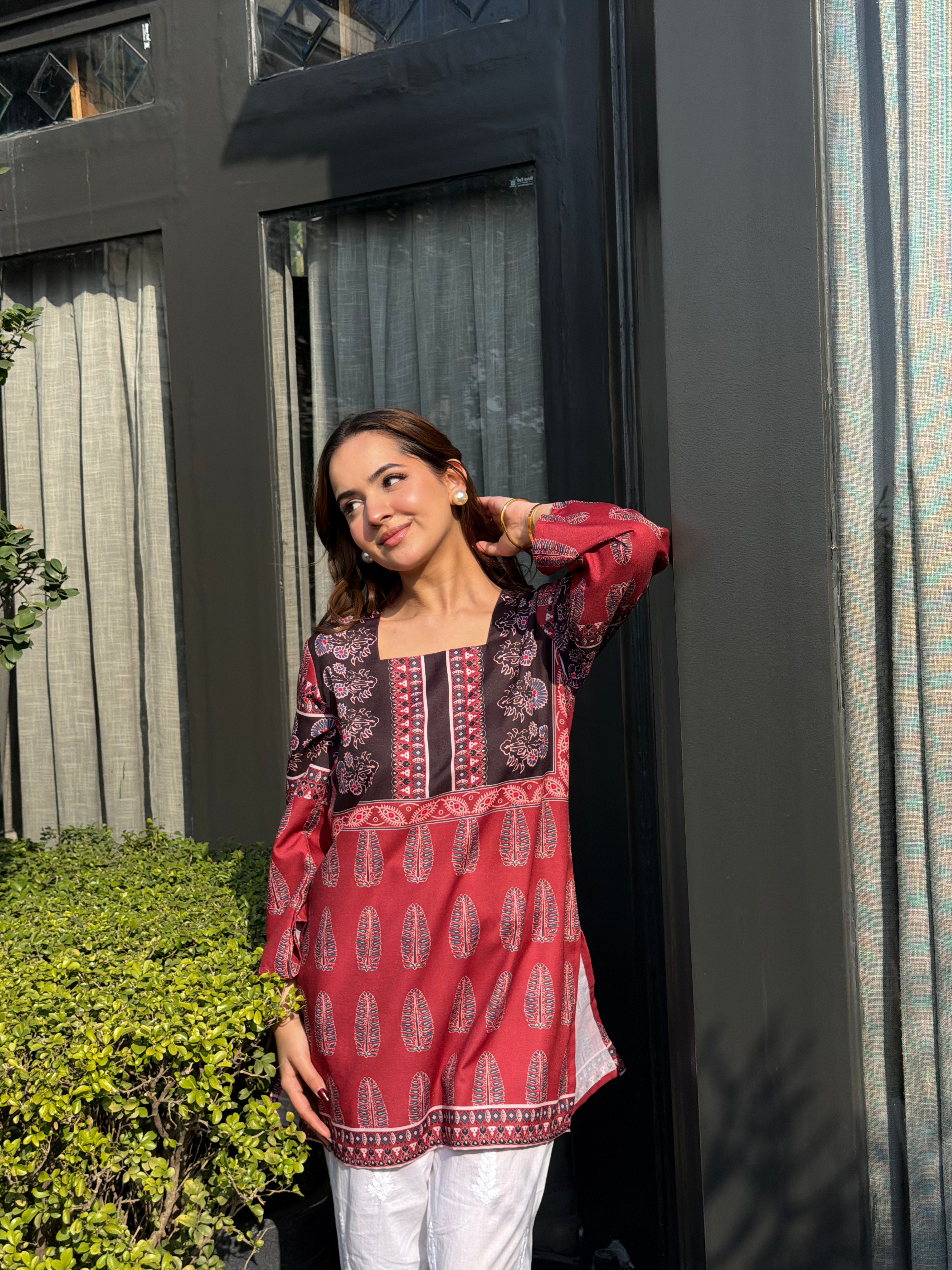ANAYA BUTTA KURTI