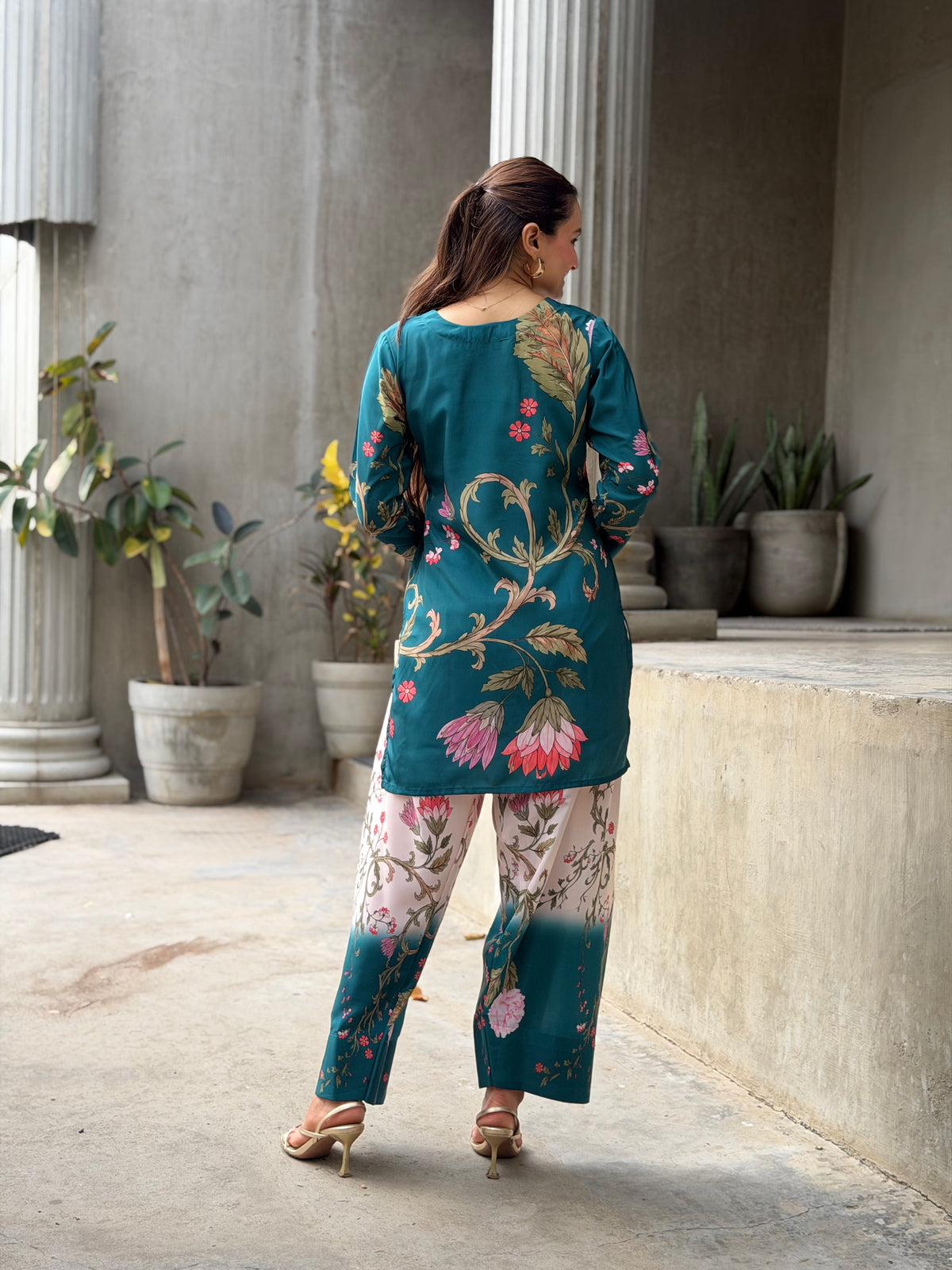 Afsana Farshi Set