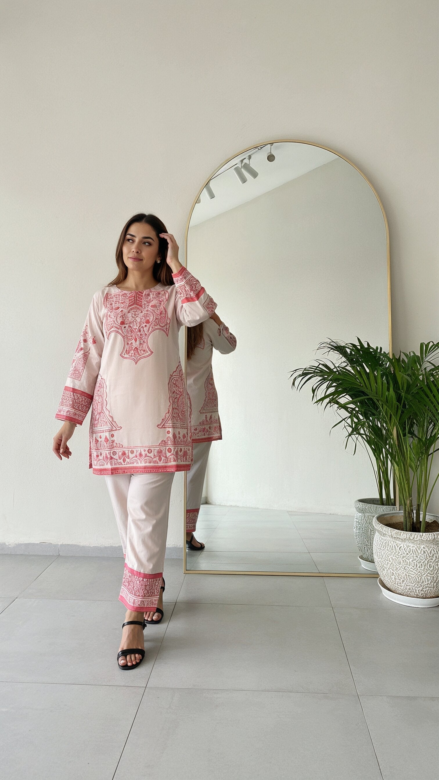 Gulabo Border Co-ord Set